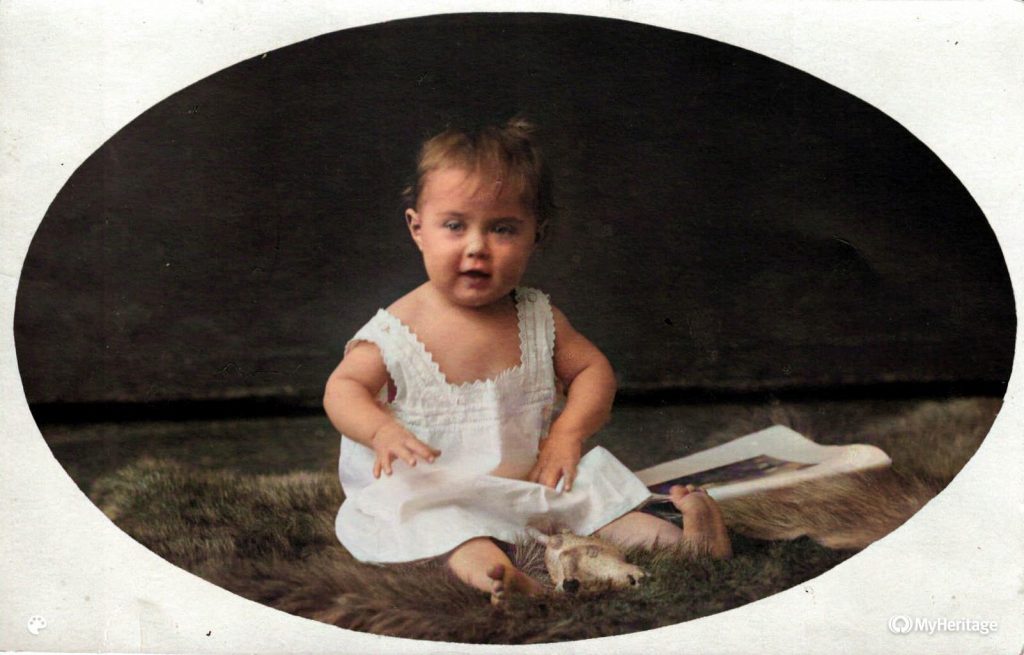 Erster Geburtstag von Käthe Wilhelmine "Wilmi" JOHNE verw. LÖSER geb.HENSEL; von MyHeritage InColor koloriert